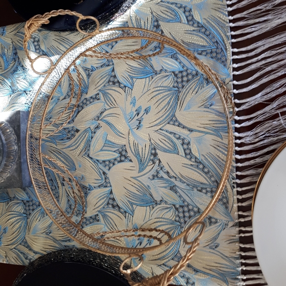 Vintage blue beaded 13 1/4 in placemats - Picture 13 of 15